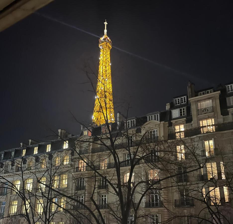 Eiffel Tower - Front Row Balcony View